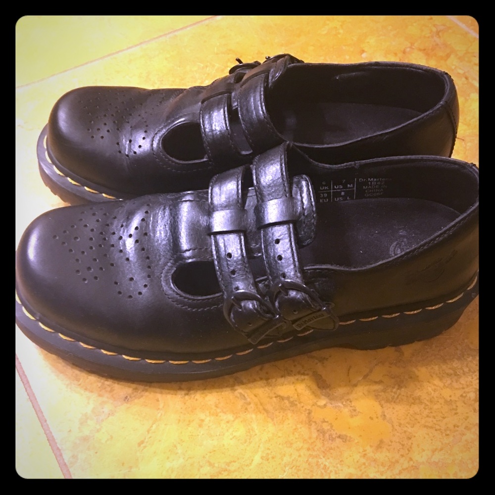 Black Dr Martens Mary Janes size 8
